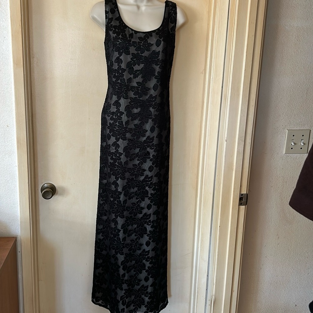 Ever Beauty Vintage 90’s Black Velvet Maxi Dress Size 8 Goth Fairy Whimsy